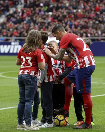 Multitudinaria presentación de Diego Costa y Vitolo