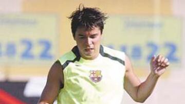 <b>EN CASA. </b>Javier Saviola no fue a Japón y se entrenó en Can Barça.