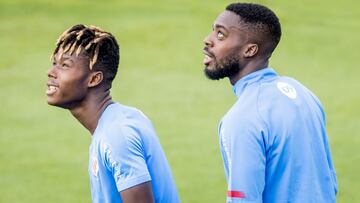 Nico e I&ntilde;aki Williams, en un entrenamiento de esta semana en Lezama 