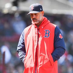 Alex Cora da positivo por COVID-19; se pierde la serie entre Red Sox y Rays