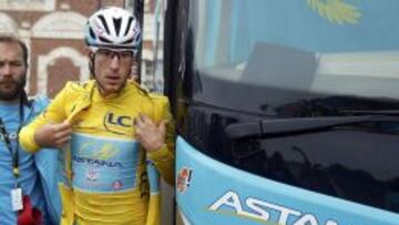 Vinokurov: "Nibali es ahora el 'archifavorito' para el triunfo"