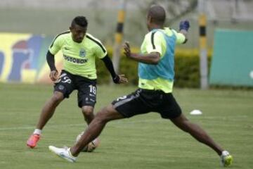El equipo de Juan Carlos Osorio entrena con los mejores jugadores previo a sus dos compromisos definitivos que tendrá en el torneo doméstico y en la Copa Libertadores.