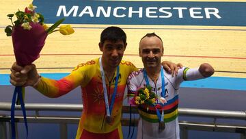 Los atletas del Hyundai Korio Car Dstrel participaron en el Manchester Cycling International.