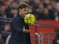 The Argentine coach, who led Chivas to a Liga MX title, has been heavily linked with a move back to Mexico after leaving Sevilla.