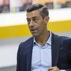 Caixinha: "La afición que dices estaba comprada"
