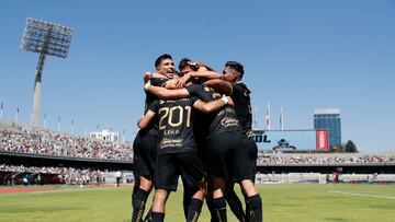 Ponle 1000 al empate entre Pumas y Chivas y gana 3300 en Caliente