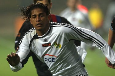 La historia detrás del ‘13’ de Carlo Costly 