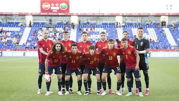 La Selecci&oacute;n espa&ntilde;ola que se ha enfrentado a Lituania en un amistoso para la historia porque eran todos Sub-21 y debutaron con la absoluta porque la absoluta estaba en cuarentena por el postivo en Covid-19 de Sergio Busquets.