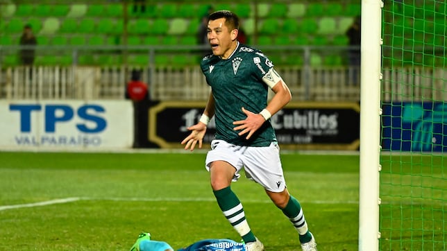 Carlos Muñoz sorprende al fútbol chileno y ficha en este club de la B
