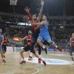 Un Baskonia en estado de gracia arrolla al Fuenlabrada