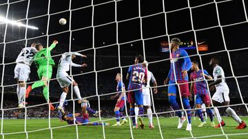 Una puñalada al estilo