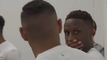 ¡Le comió la boca! El beso de Payet a Sarr antes jugar con Olympique de Marsella