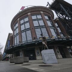 Los Mariners buscan cambiar sede de partidos por coronavirus