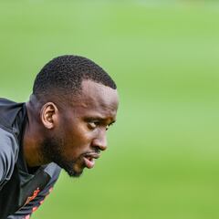 Víctor Orta da la clave para el ‘bajón’ de Dodi Lukebakio