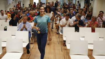 DVD909. La presidenta del Consejo Superior de Deportes, Mar&iacute;a Jos&eacute; Rienda recibe a la tricampeona del Mundo de B&aacute;dminton, Carolina Mar&iacute;n. El acto, que tendr&aacute; lugar en la sede del CSD, contar&aacute; con la presencia del vicepresidente de la Real Federaci&oacute;n Espa&ntilde;ola de B&aacute;dminton, Juan Carlos Longo, y del entrenador de la jugadora onubense, Fernando Rivas. Alvaro Garcia. 07/08/2018