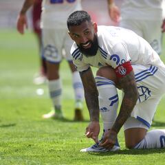 Ronnie Fernández se va de la U