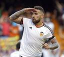 El agente de Otamendi: "Nico se quiere ir del Valencia"