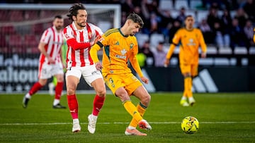 Pacheco se desmarca del club: “Tenemos que dejar el tema de los arbitrajes a un lado”