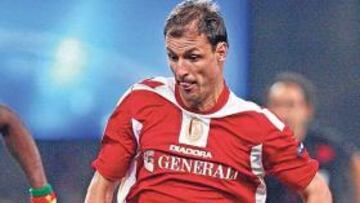 <b>TRES AÑOS.</b> Milan Jovanovic ya sabe cuál sería la duración de su contrato con el Valencia.