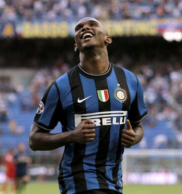 Fichó por el Inter la temporada 2009/10 dejando 20 millones de euros en las arcas del FC Barcelona.