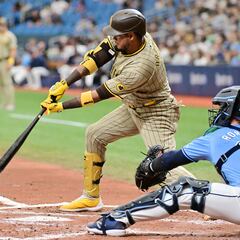 El venezolano Luis Arraez de los Padres y la magia del contacto: 115 turnos sin poncharse