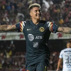 Nicolás Castillo vuelve a las canchas tras más de un año