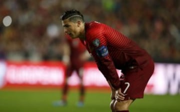 Con mechas, rapado, largo por detras, con dibujos geométricos...