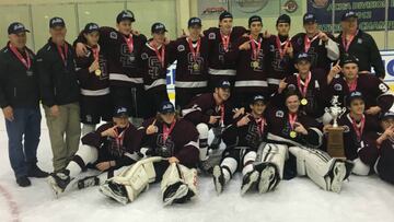 Once d¨ªas despu¨¦s del tiroteo, la preparatoria Stoneman Douglas gana el estatal de hockey