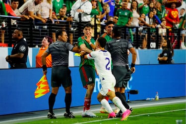 Barcelona and Xavi plan to terminate Sergiño Dest’s contract