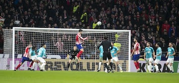 1-0. Álvaro Morata marcó el primer gol.