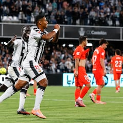 El Castellón sale triunfante de un partido loco