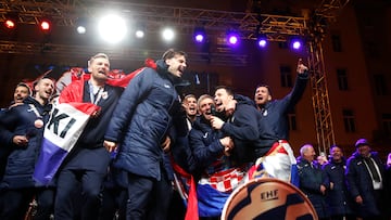 ZAGREB (Croatia), 02/02/2026.- Croatian Handball national team players celebrate during the Welcome ceremony for the Croatian Handball team after winning their bronze medal at EHF EURO 2026, at Ban Jelacic Square in Zagreb, Croatia, 02 February 2026. (Balonmano, Croacia) EFE/EPA/ANTONIO BAT