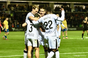 Romero y las quejas de Las Palmas: “Han venido en chárter, nosotros hacemos viajes de 15 horas”