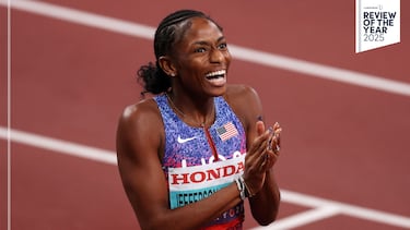 Si antes hablábamos de las hazañas de Sydney McLaughlin, los Mundiales de Atletismo de Tokio también nos dejaron como otra de las grandes estrellas a la también estadounidense Melissa Jefferson-Wooden, de 24 años, que logró un histórico doblete de oros en 100 y 200 metros lisos, que completó además con el oro en el relevo 4x100. La velocidad en el atletismo ya tiene a su nueva reina: Melissa Jefferson-Wooden.