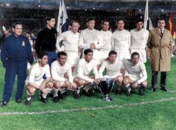 The 1960/1961 classic Real Madrid kit - all white with a round collar.