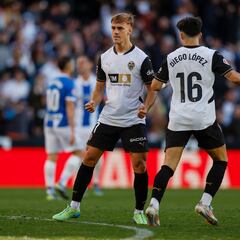 Dani Gómez y Dyachuk, a un paso del Zaragoza