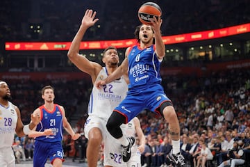 Shane Larkin y Walter Tavares