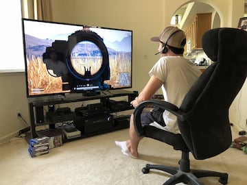 videojuegos pantalla monitor jugar cerca