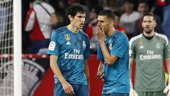 Jes&uacute;s Vallejo conversa con Dani Ceballos en un momento del partido.