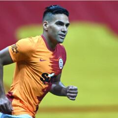 Galatasaray, con intención de rescindir el contrato de Falcao