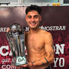 El chileno que logró el título con Huachipato y 5 días después fue campeón en Argentina