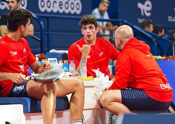 Coello, junto a Gal&aacute;n y Guti&eacute;rrez, durante la final del Mundial de Qatar.