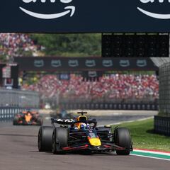 Lección de Verstappen y porca miseria de Sainz y Alonso