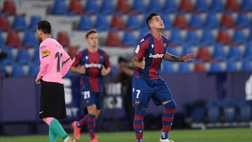 VALENCIA, SPAIN - MAY 11: Sergio Le&Atilde;&sup3;n of Levante UD celebrates scoring his team&#039;s 3rd goal during the La Liga Santander match between Levante UD and FC Barcelona at Ciutat de Valencia Stadium on May 11, 2021 in Valencia, Spain. Sporting 