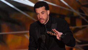 US director Ezra Edelman delivers a speech on stage after he won the Best Documentary Feature award for &quot;O.J. Made In America&quot; at the 89th Oscars on February 26, 2017 in Hollywood, California. / AFP PHOTO / Mark RALSTON