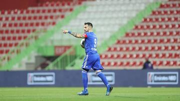 Negredo, durante un partido disputado sin p&uacute;blico en Emiratos &Aacute;rabes.