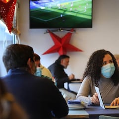 Los vacunados deben seguir cumpliendo las restricciones