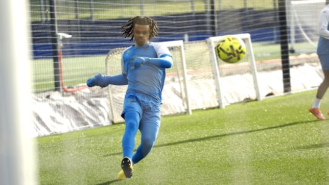 Noubi, el muro emergente del Depor