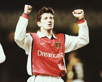 El jugador nacido en Osijek (Croacia) llegó al Real Madrid procedente del Sevilla en la temporada 96/97 a cambio de once millones de euros. Tres años después se marchó a Londres donde estuvo dos años. 