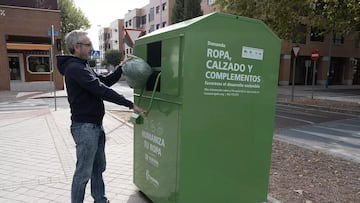 España ensaya la ‘solución TexMat’: dar dinero por depositar ropa de segunda mano en el contenedor